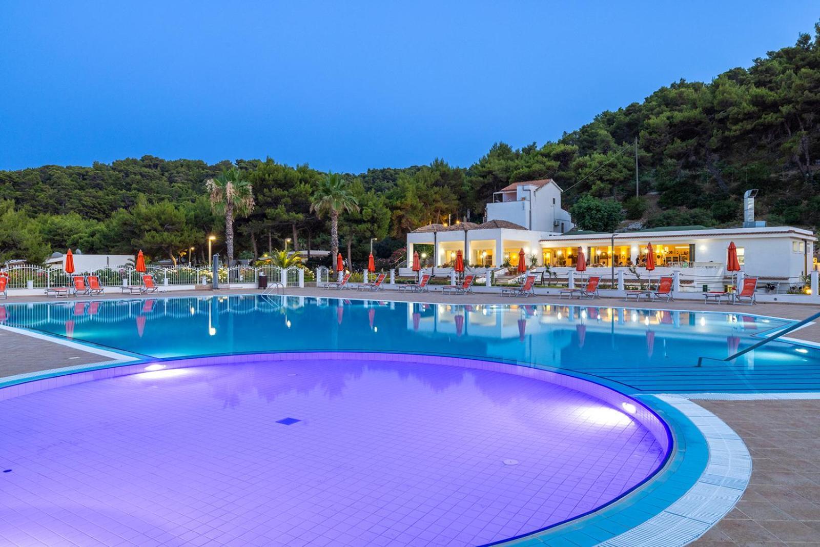 Crovatico Club Vacanze Vieste Luaran gambar